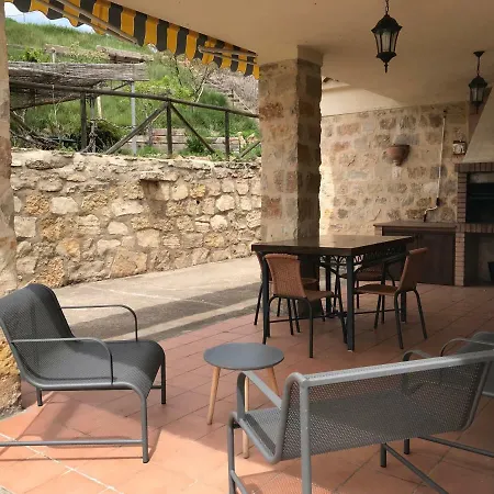 Apartamentos Los Parrales Villalba de la Sierra Exterior photo